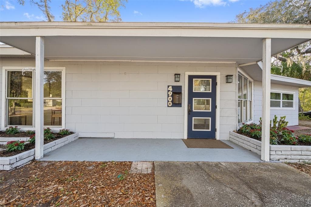 4900 15TH AVENUE N ST PETERSBURG, FL 33710