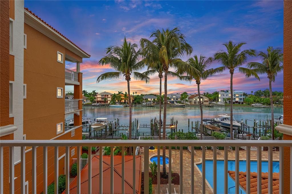 650B PINELLAS BAYWAY S UNIT 2201 TIERRA VERDE, FL 33715