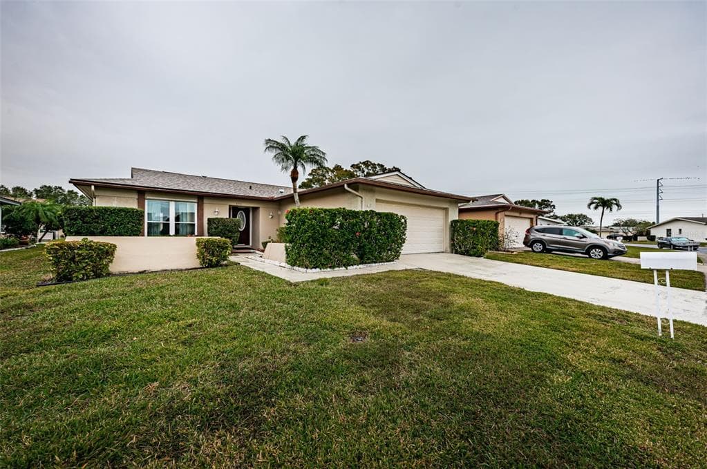 4551 GREAT LAKES DRIVE S CLEARWATER, FL 33762