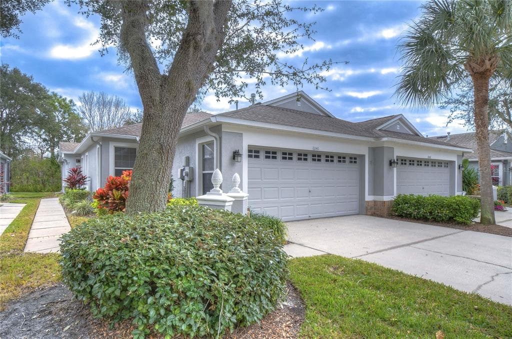 6046 SANDHILL RIDGE DRIVE LITHIA, FL 33547