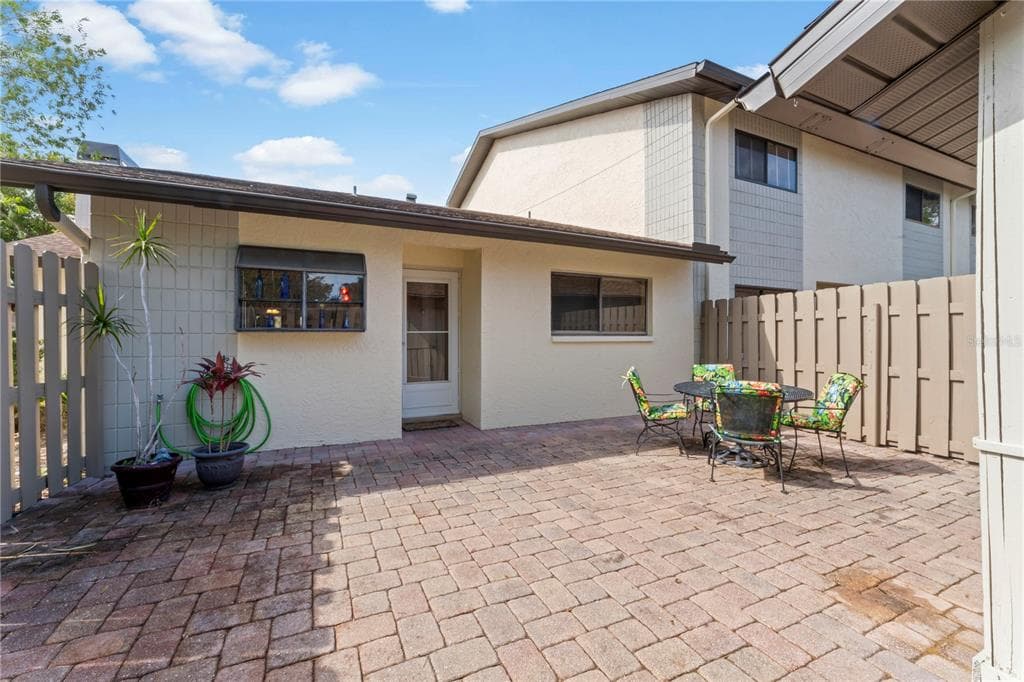 1946 WHITNEY WAY CLEARWATER, FL 33760