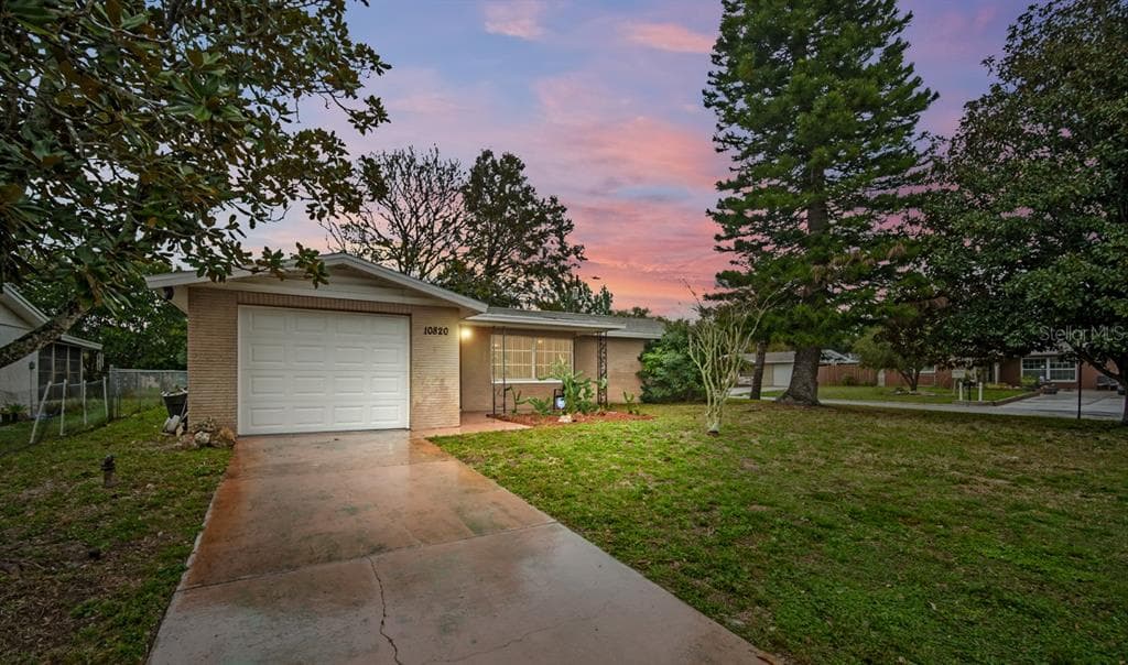 10820 PREMIER AVENUE PORT RICHEY, FL 34668
