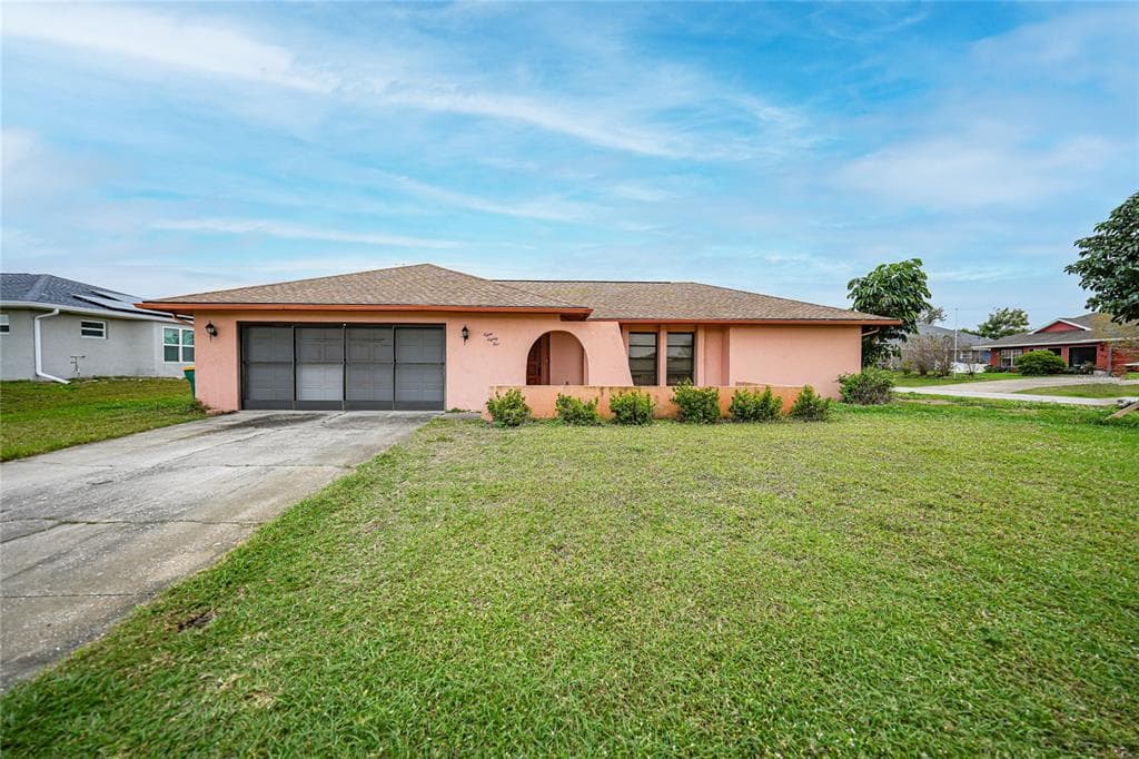 885 ROSEWAY TERRACE NW PORT CHARLOTTE, FL 33948