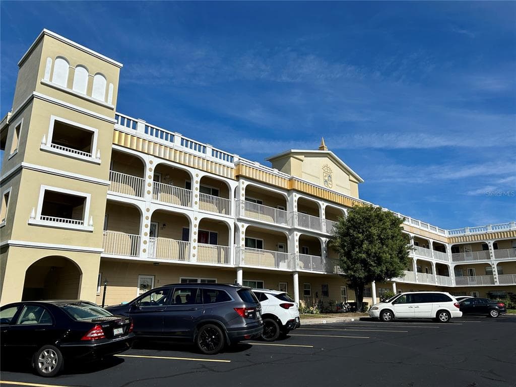 2320 BRISBANE STREET UNIT 34 CLEARWATER, FL 33763