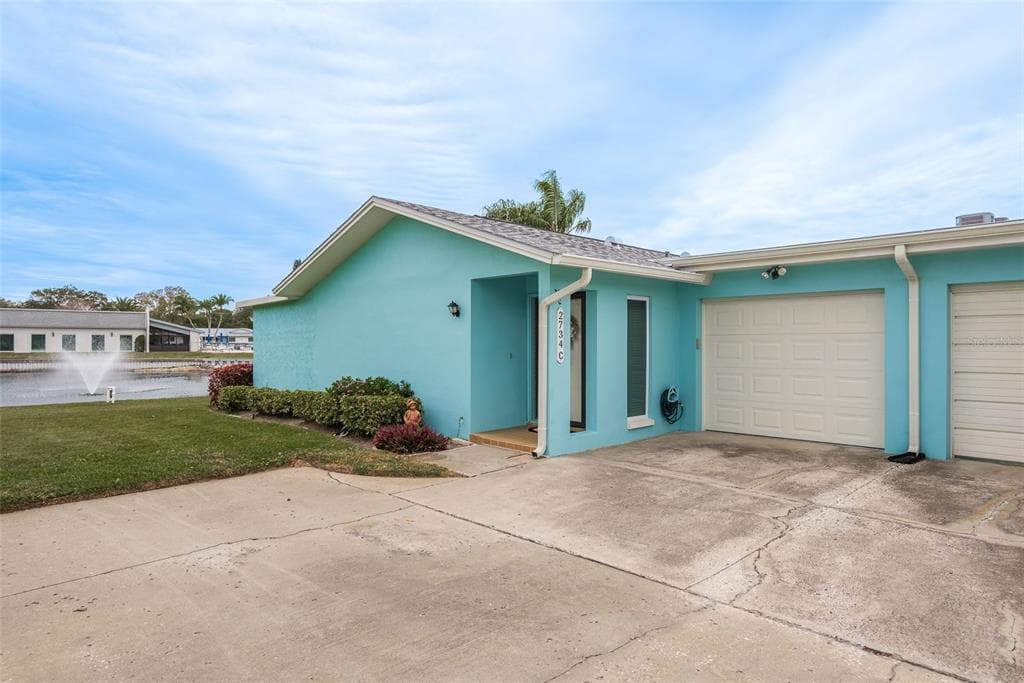 2734 SHERBROOKE LANE UNIT C PALM HARBOR, FL 34684