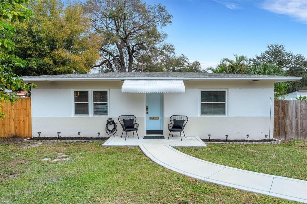 4433 CRESTWOOD DRIVE N ST PETERSBURG, FL 33714