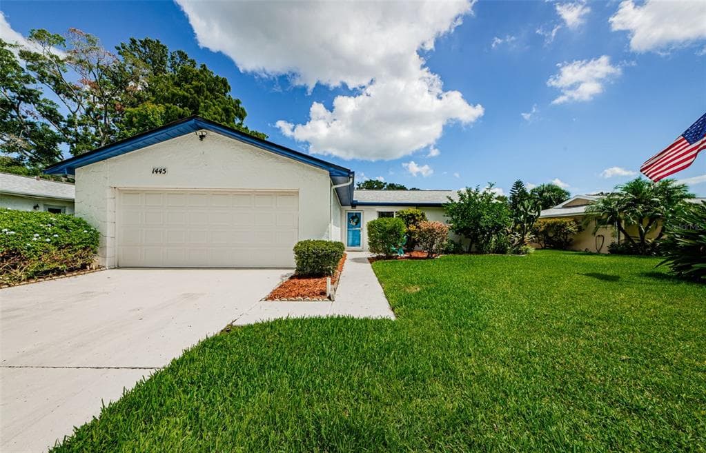 1445 QUEEN ANNE BOULEVARD PALM HARBOR, FL 34684