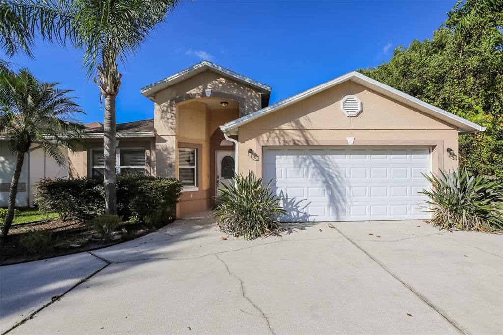 4205 SHADOW CREEK CIRCLE OVIEDO, FL 32765