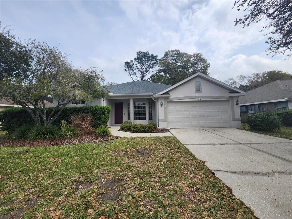 3304 NOHLCREST PLACE PLANT CITY, FL 33566