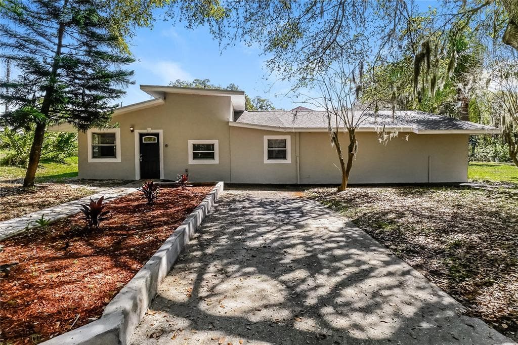 11219 RICE CREEK ROAD RIVERVIEW, FL 33569