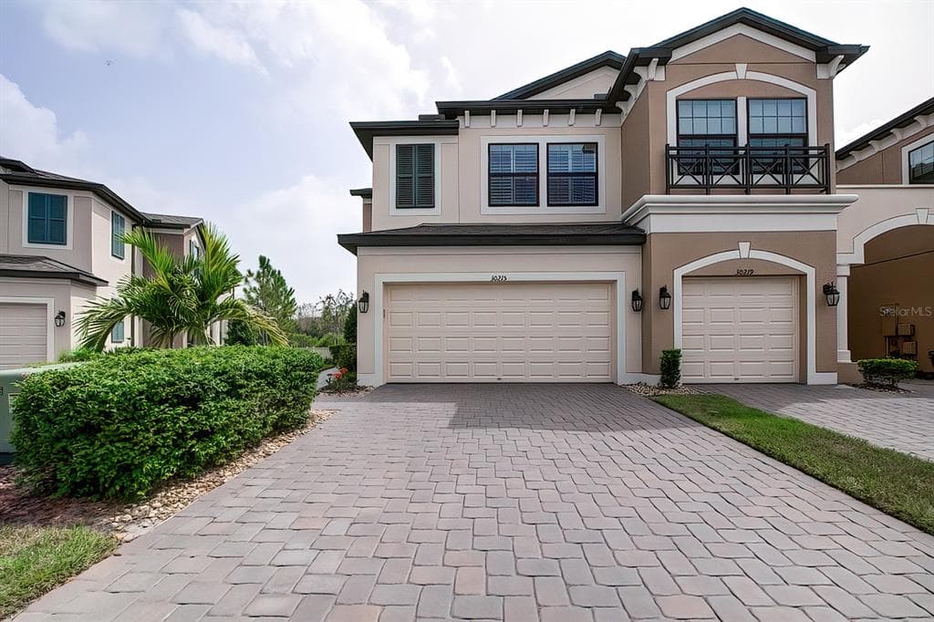 30215 SOUTHWELL LANE WESLEY CHAPEL, FL 33543