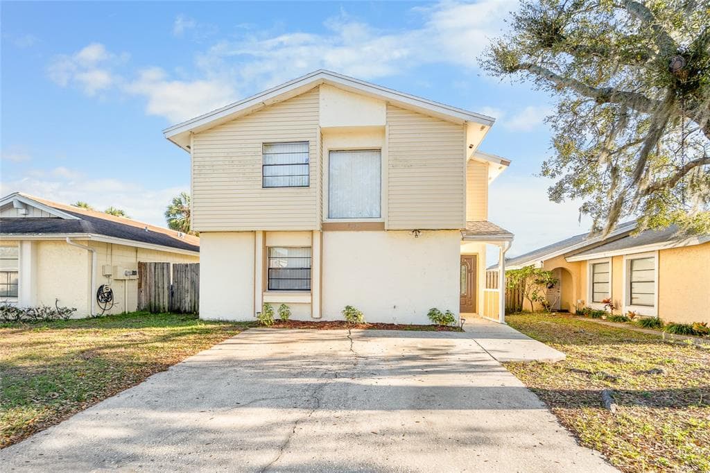 5028 SPRINGWOOD DRIVE TAMPA, FL 33624
