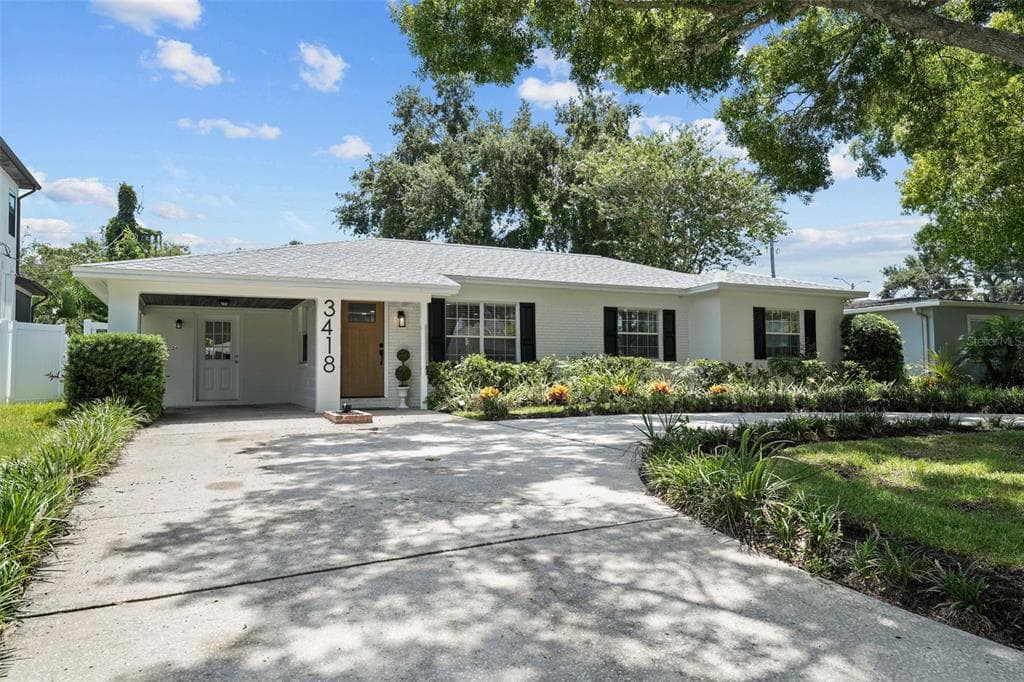 3418 S GARDENIA AVENUE TAMPA, FL 33629