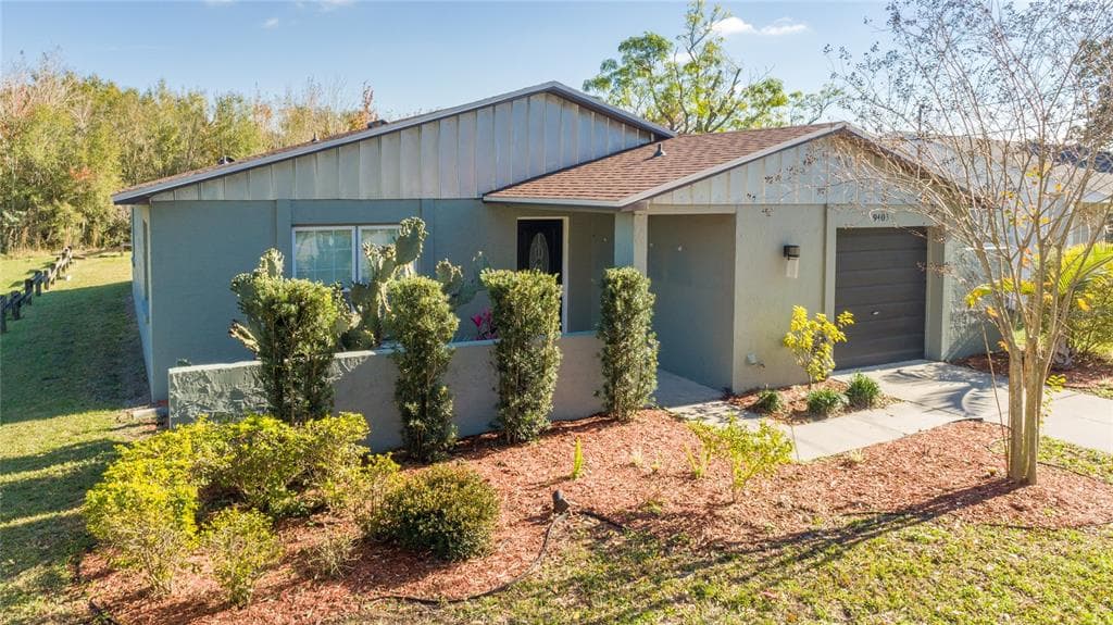 9403 N VALLE DRIVE TAMPA, FL 33612