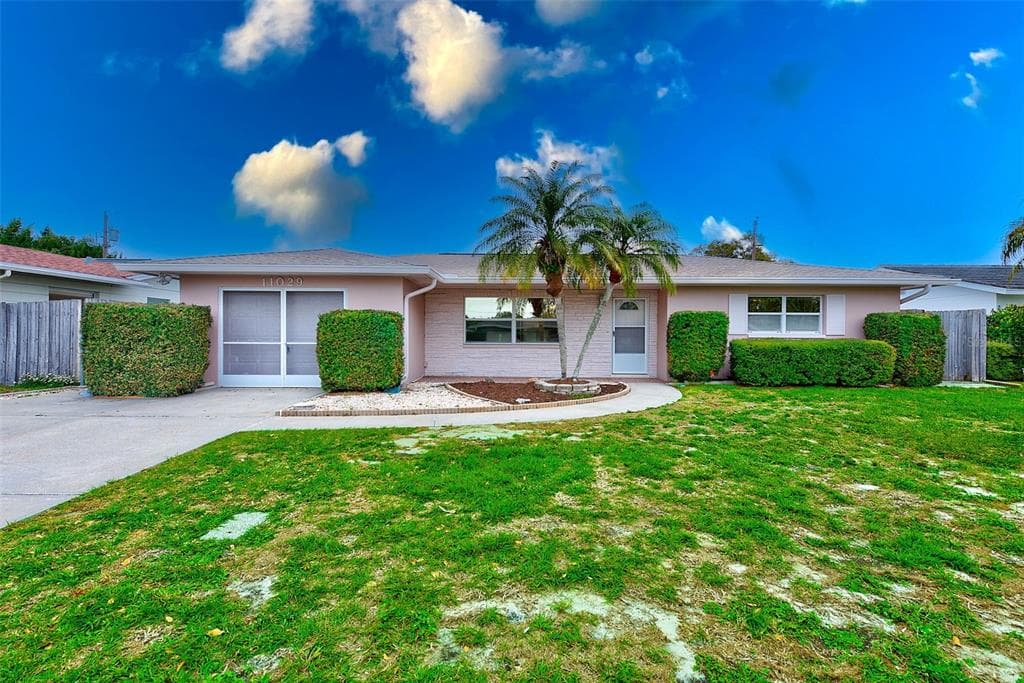 11029 91ST AVENUE SEMINOLE, FL 33772