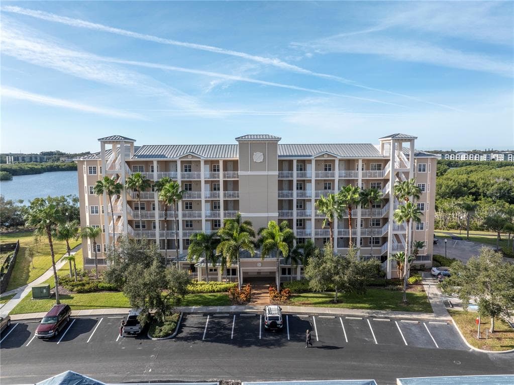 10002 KEY HAVEN ROAD UNIT 201 SEMINOLE, FL 33777