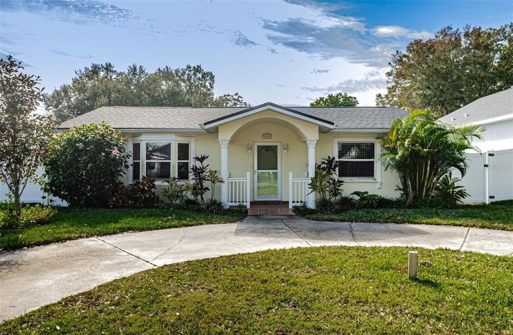 1241 FALCON DRIVE DUNEDIN, FL 34698