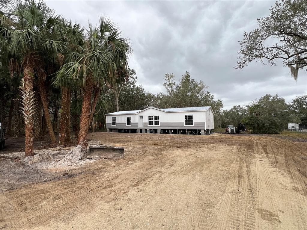 19413 NW 244TH STREET OKEECHOBEE, FL 34972