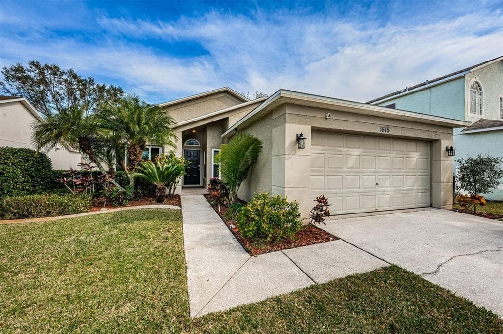 1645 GRAY BARK DRIVE
