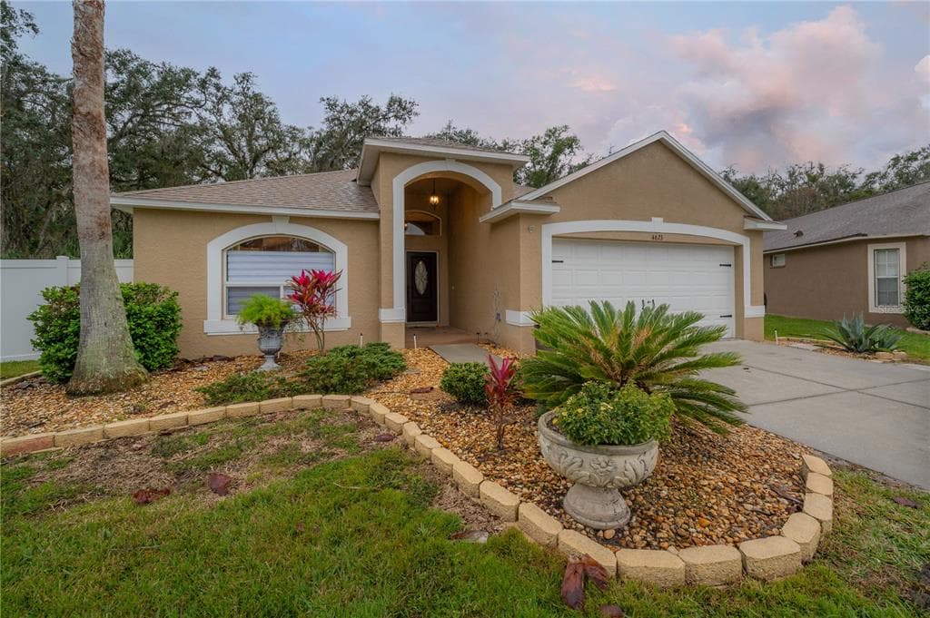 4623 BARCHETTA DRIVE LAND O LAKES, FL 34639