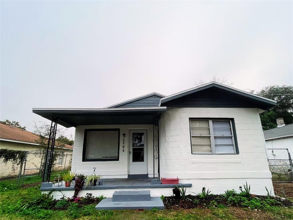 3205 E 38TH AVENUE TAMPA, FL 33610