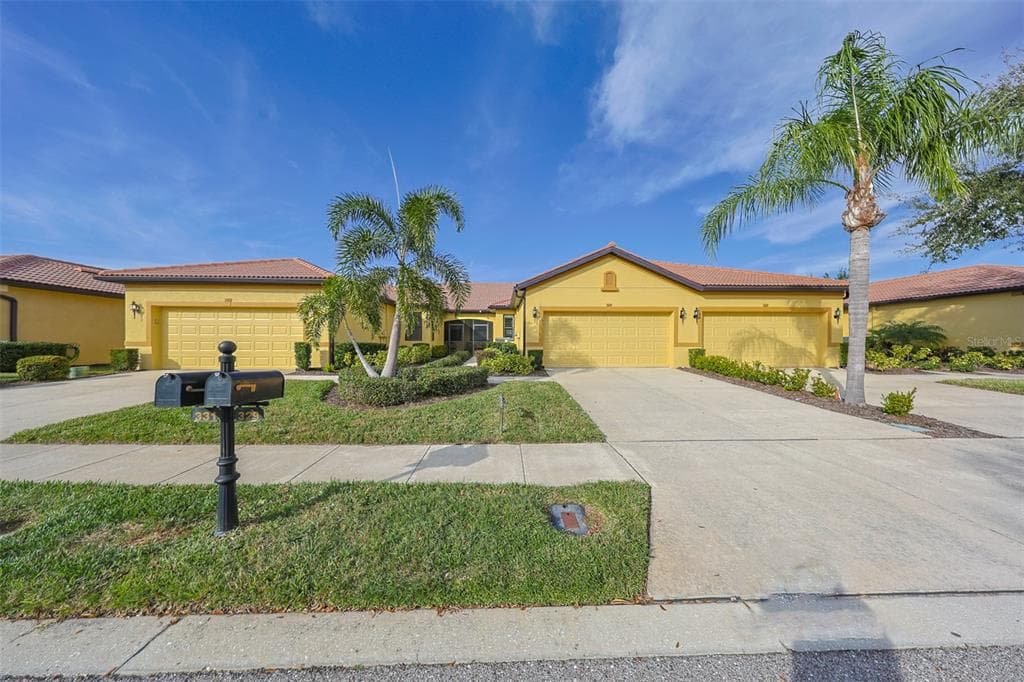 331 BLUEWATER FALLS COURT APOLLO BEACH, FL 33572