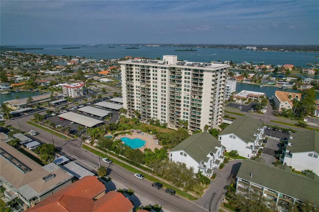 400 ISLAND WAY UNIT 1601 CLEARWATER, FL 33767