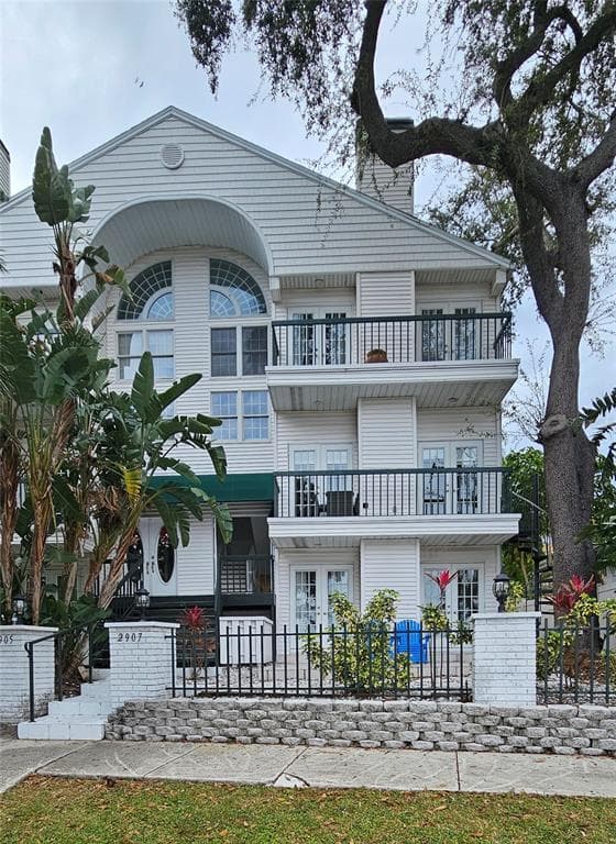 2907 W STOVALL STREET TAMPA, FL 33629