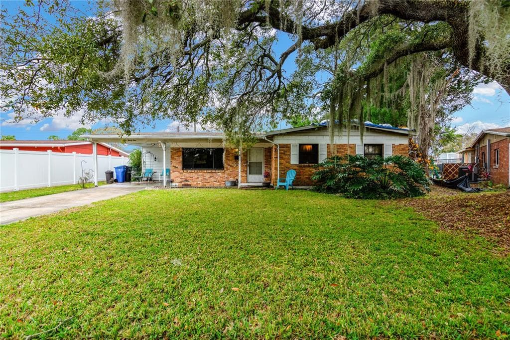 6031 AMBASSADOR DRIVE TAMPA, FL 33615