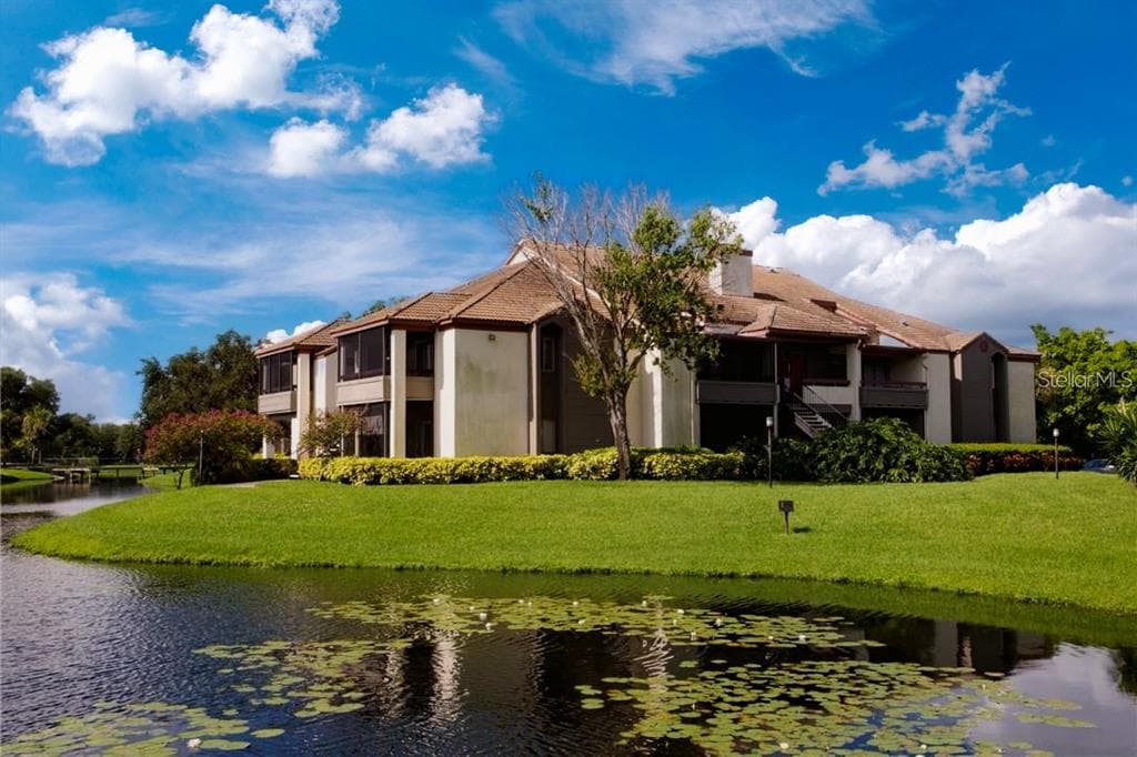 10263 GANDY BOULEVARD N UNIT 2313 ST PETERSBURG, FL 33702