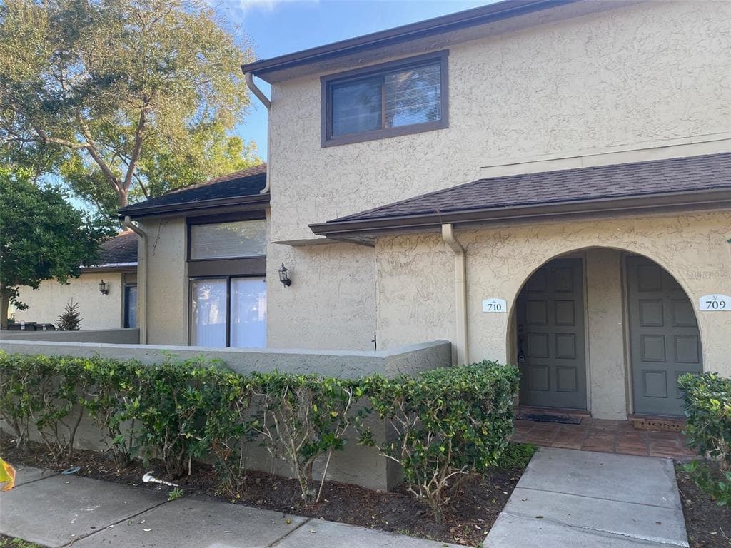 6262 142ND AVENUE N UNIT 710 CLEARWATER, FL 33760