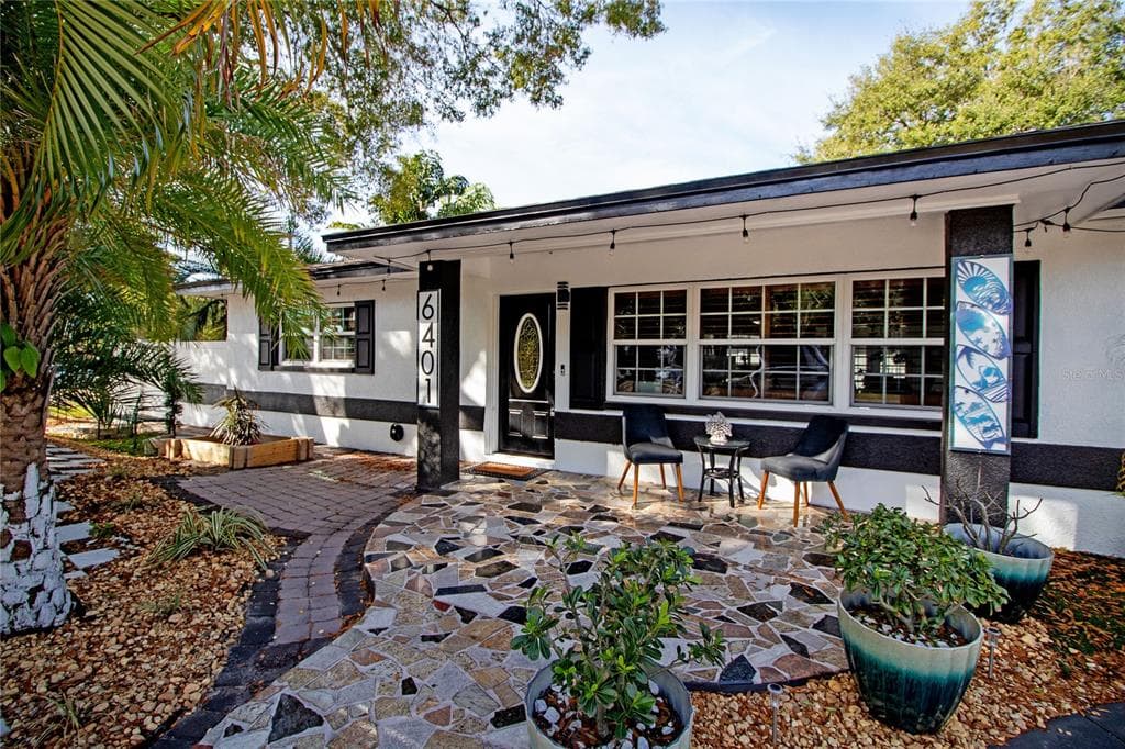 6401 GULFPORT BOULEVARD S SOUTH PASADENA, FL 33707