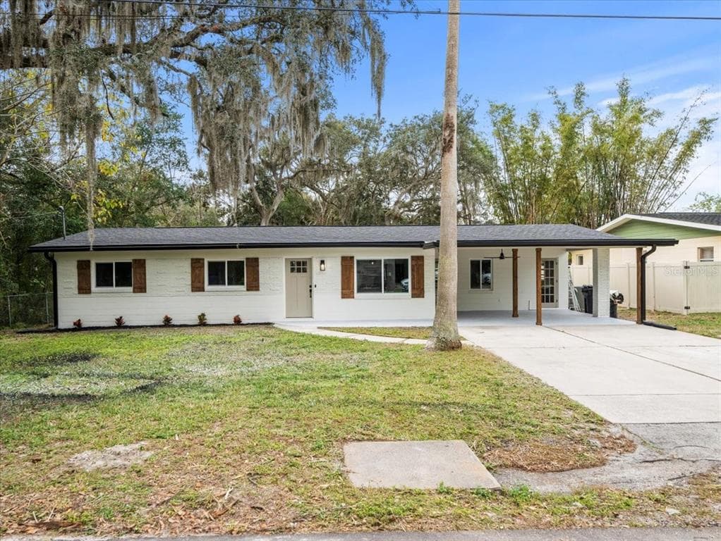 502 W 124TH AVENUE TAMPA, FL 33612