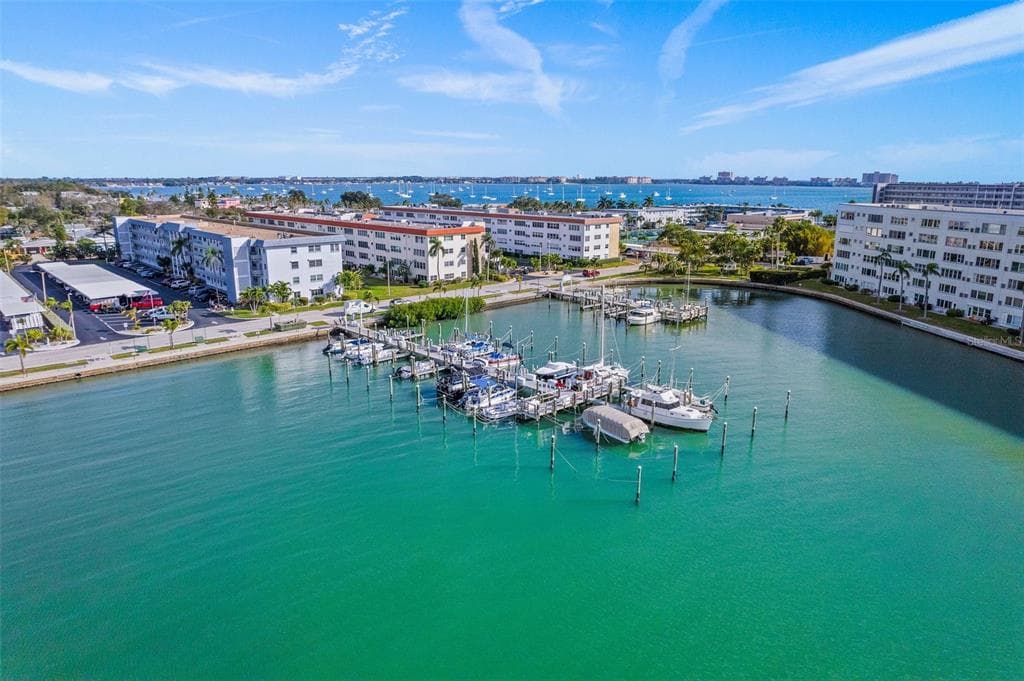 3018 59TH STREET S UNIT 308 GULFPORT, FL 33707