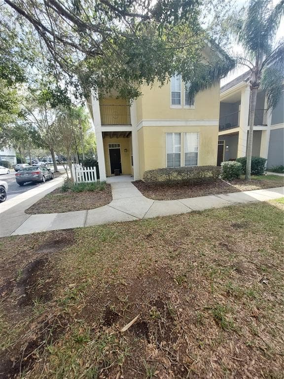 4001 ROCLINATA PALM COURT TAMPA, FL 33624