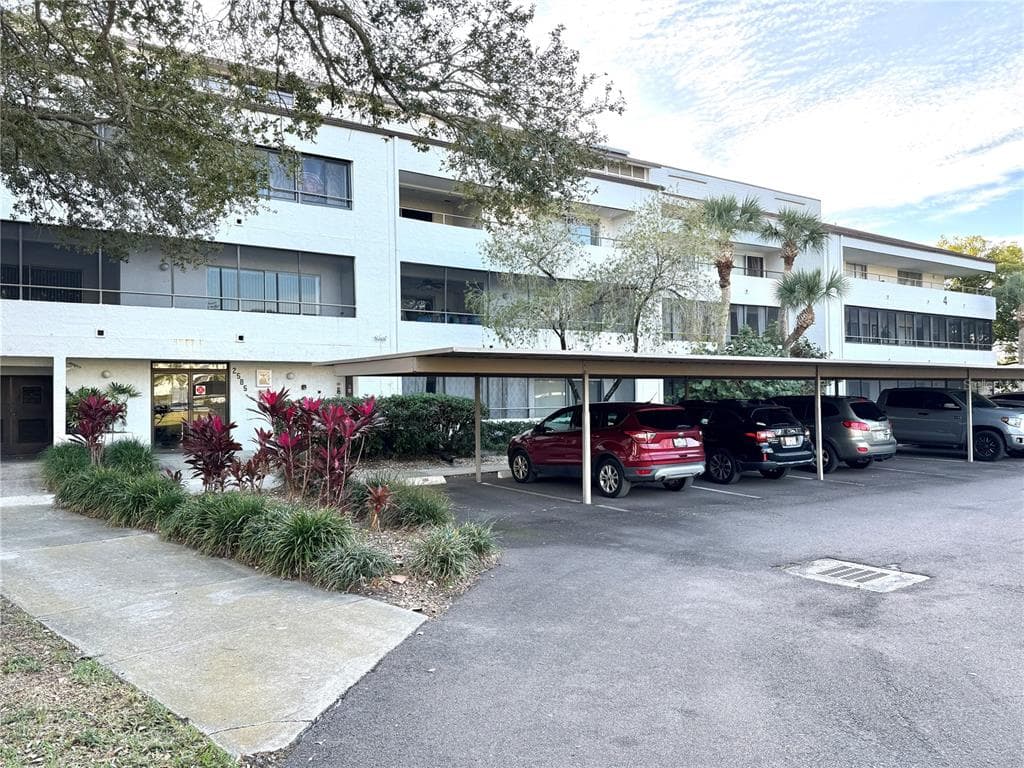 2585 COUNTRYSIDE BOULEVARD UNIT 4209 CLEARWATER, FL 33761