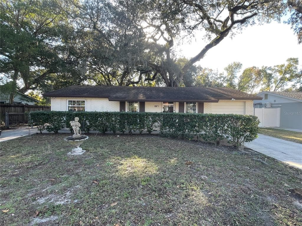 6717 FORRESTVALE LANE TAMPA, FL 33634