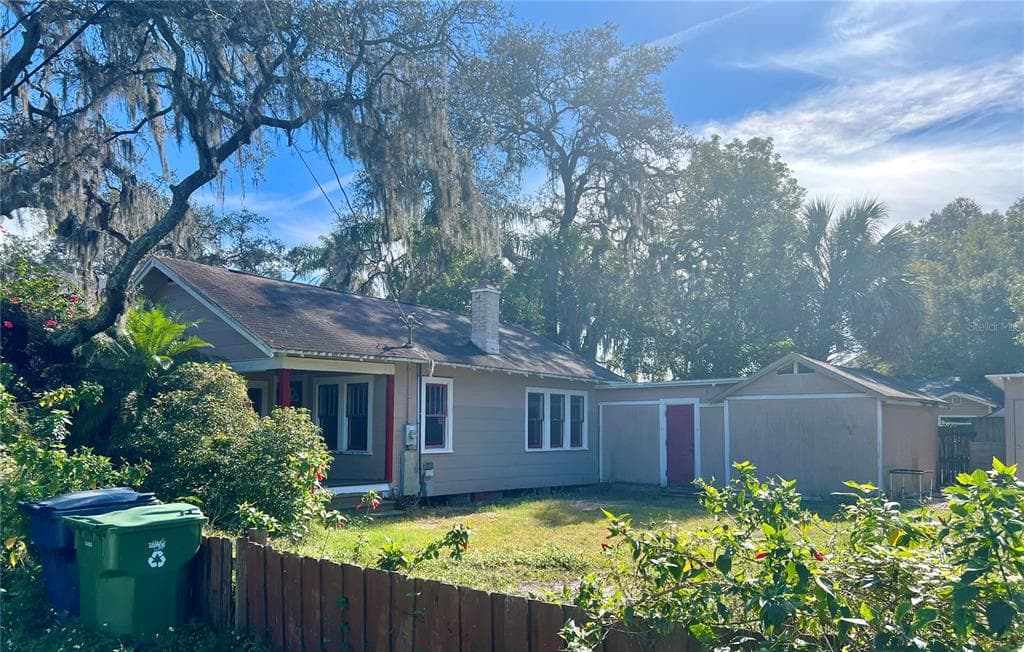 1103 E LOUISIANA AVENUE TAMPA, FL 33603