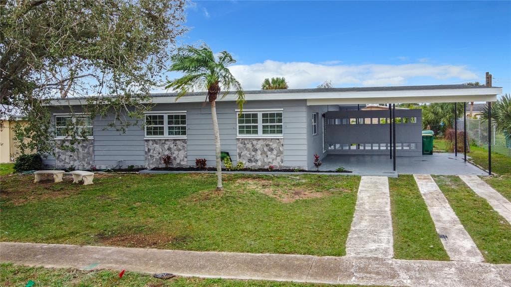 22024 FELTON AVENUE PORT CHARLOTTE, FL 33952