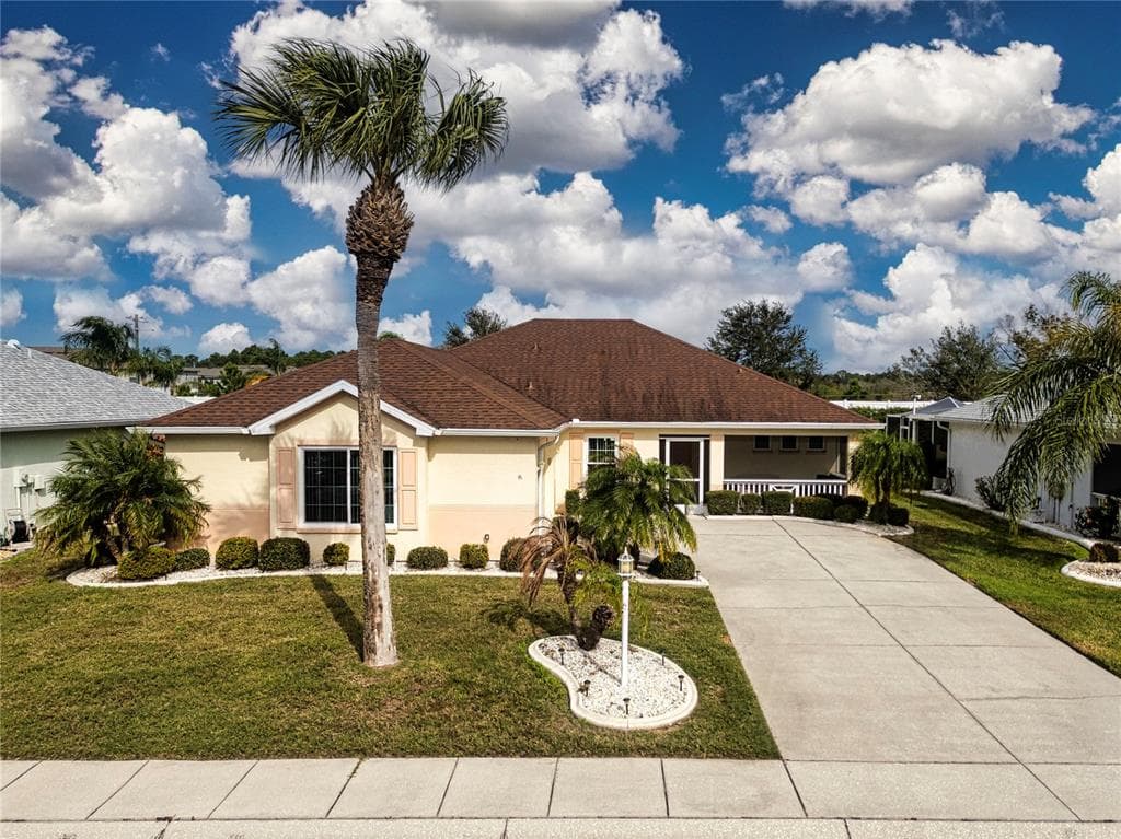 2330 EMERALD LAKE DRIVE SUN CITY CENTER, FL 33573