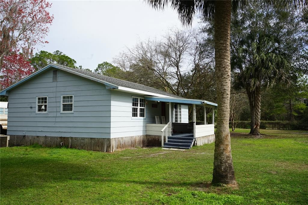 13085 NE 44TH STREET SILVER SPRINGS, FL 34488