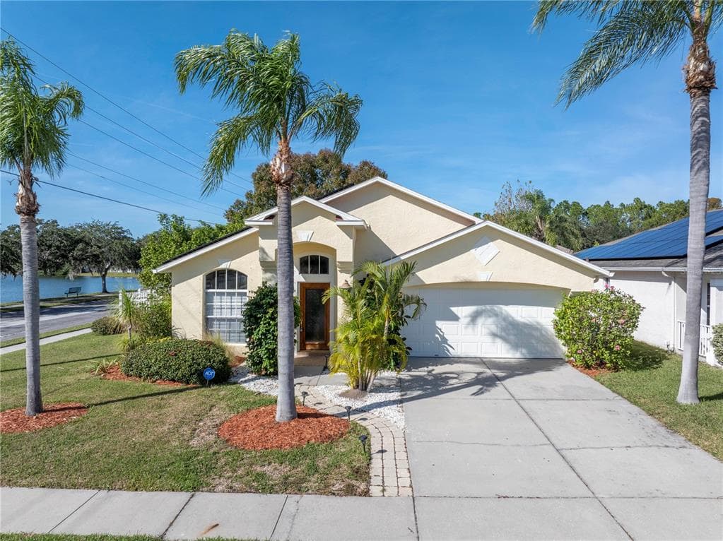 9509 CHARLESTON LAKE DRIVE TAMPA, FL 33635