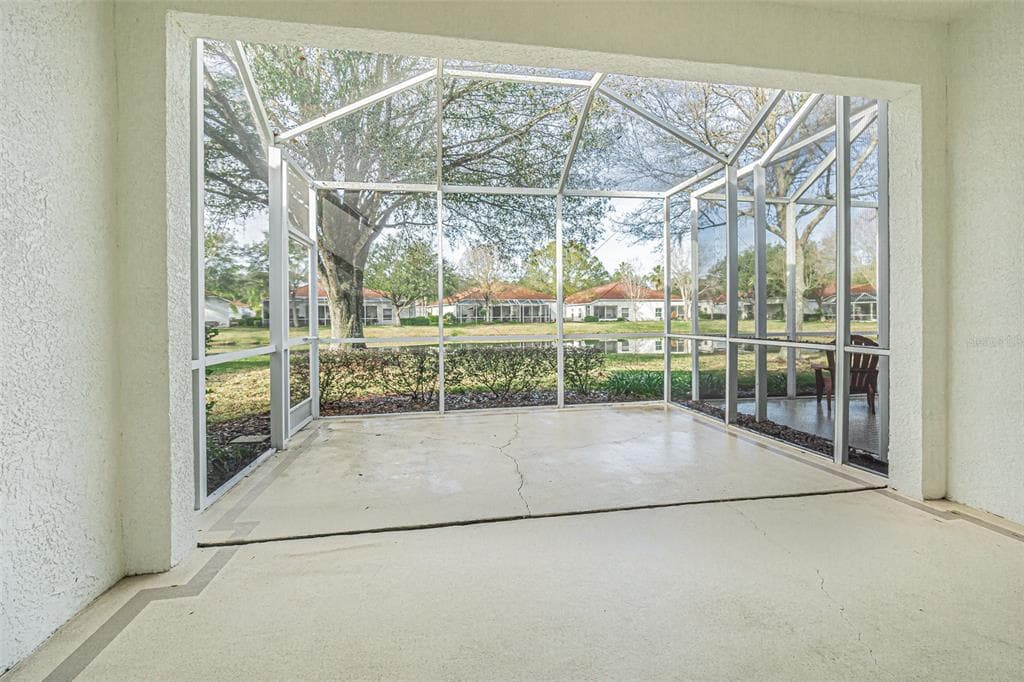 10259 DEVONSHIRE LAKE DRIVE TAMPA, FL 33647