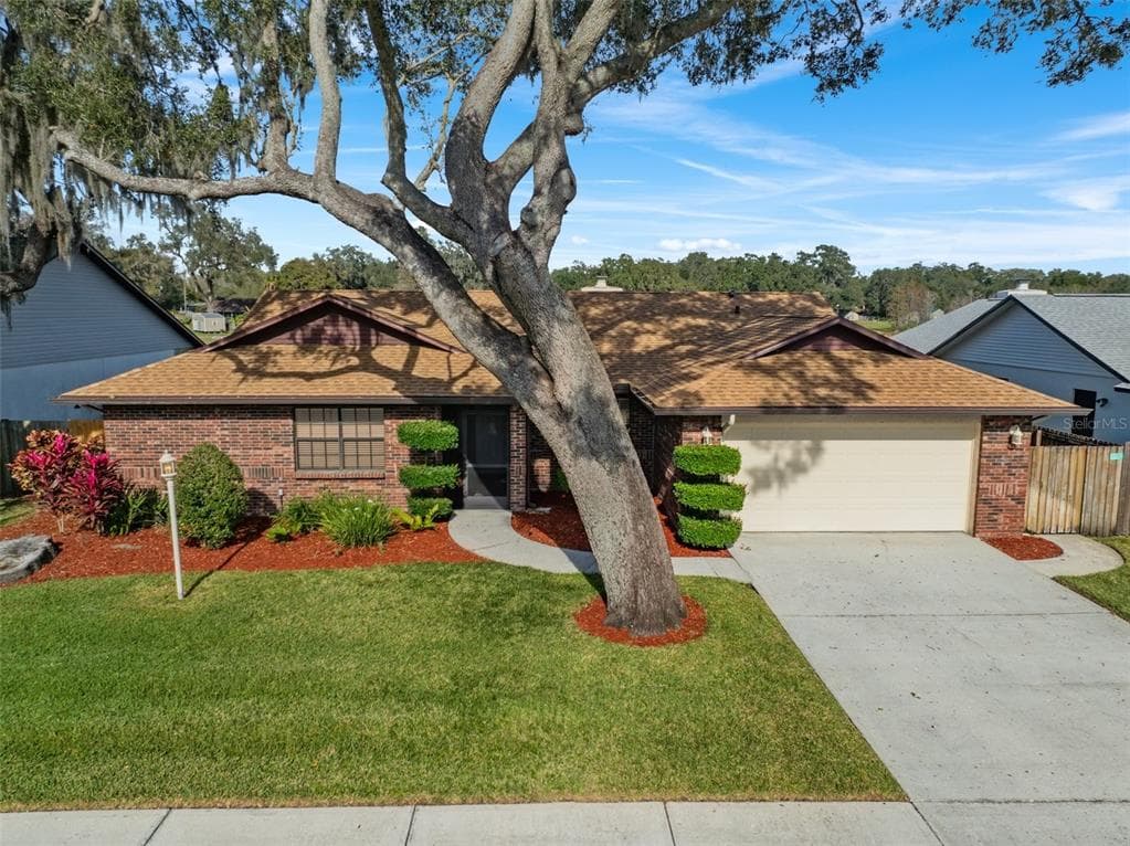 653 TIMBER POND DRIVE BRANDON, FL 33510