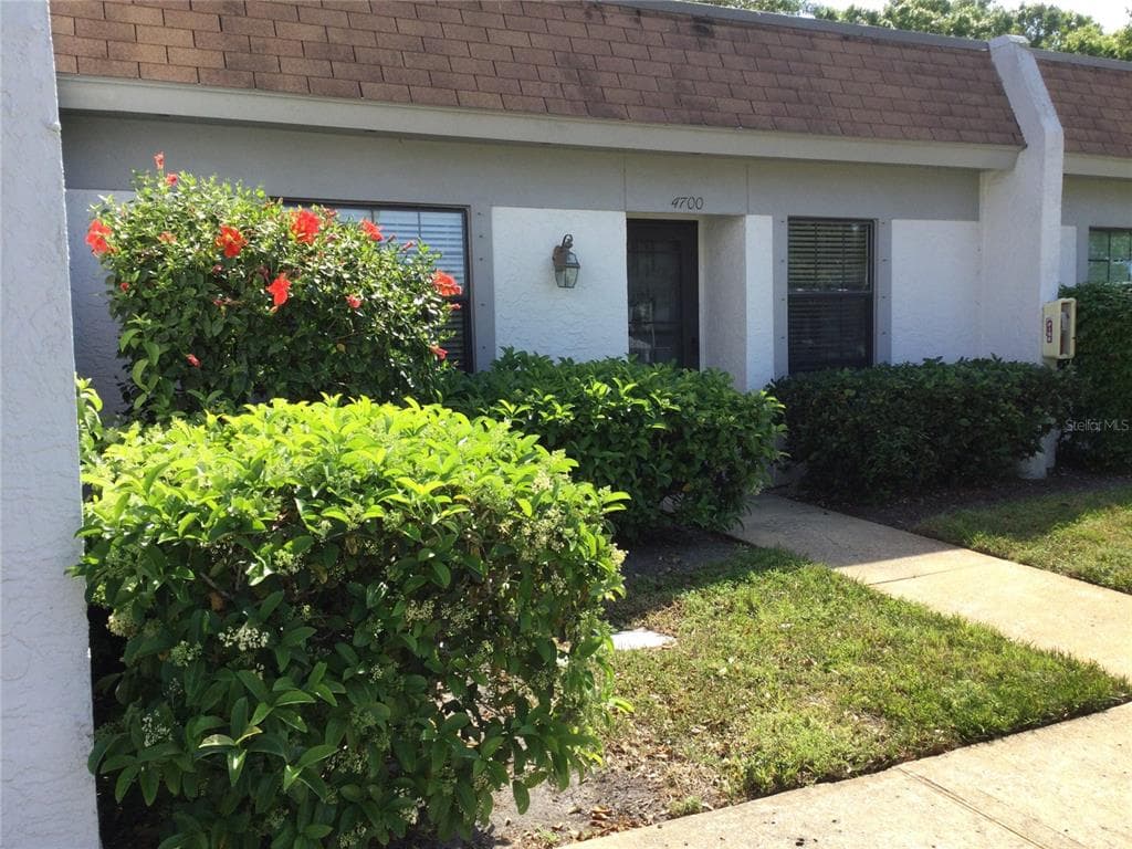 4700 LAKE VILLA DRIVE CLEARWATER, FL 33762
