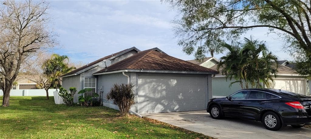 2118 SANDY HOOK LAKELAND, FL 33813