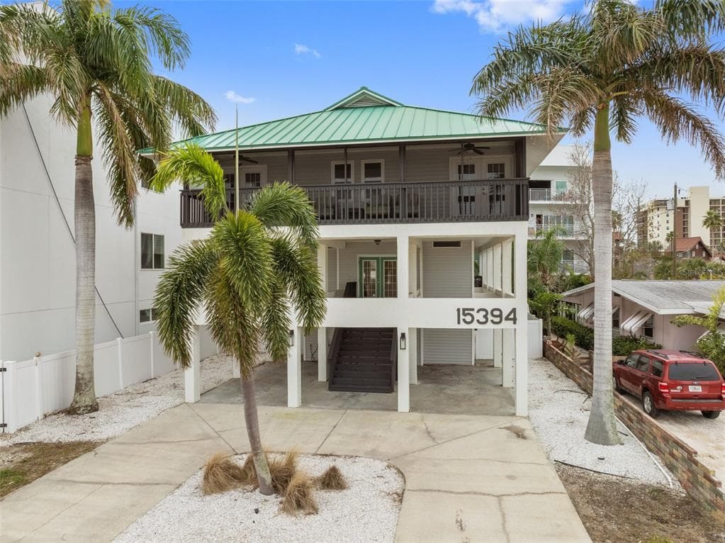 15394 2ND STREET E MADEIRA BEACH, FL 33708