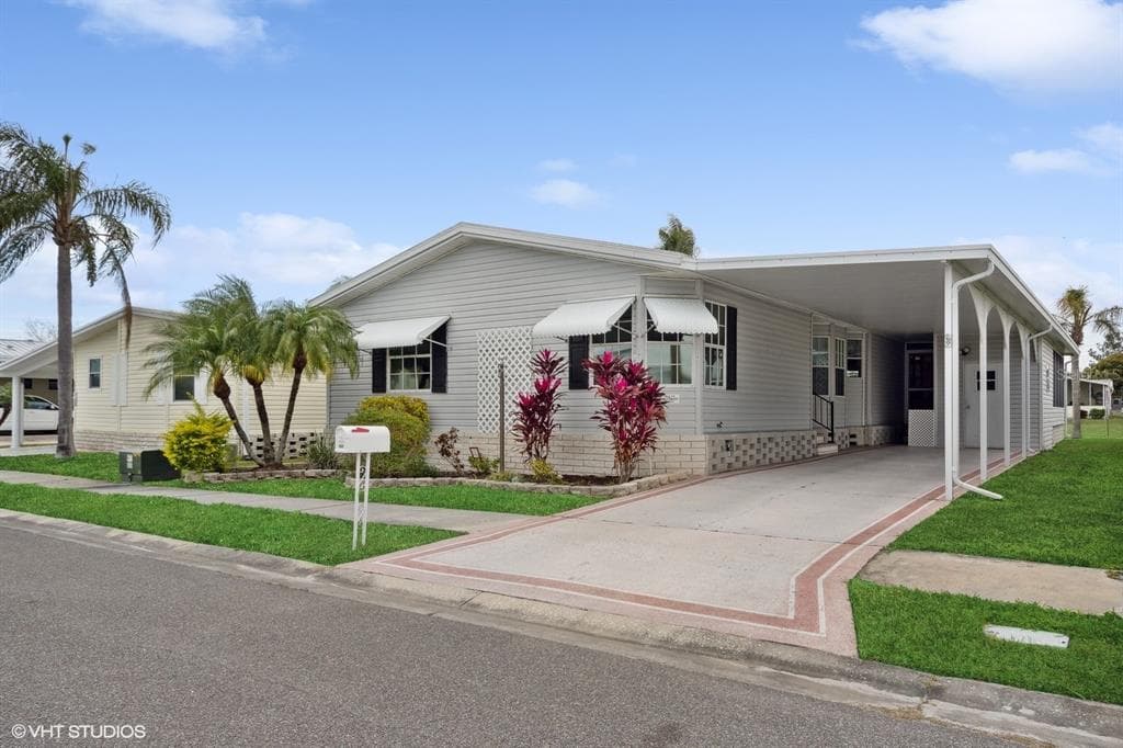 505 CANAL WAY OLDSMAR, FL 34677