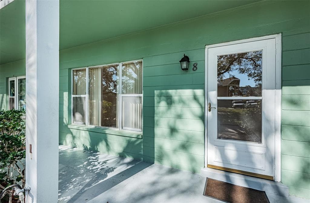 2011 AUSTRALIA WAY W UNIT 8 CLEARWATER, FL 33763