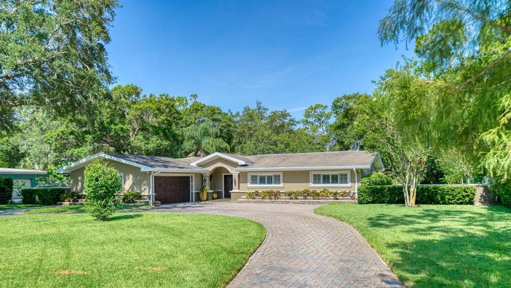 1666 ROBIN HOOD LANE CLEARWATER, FL 33764